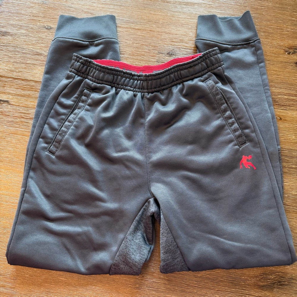 3/20$ Kids Grey Joggers with Red Logo size L (10/12)